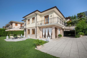 Villa Viola-Comoda villetta a Caprino Veronese Caprino Veronese
